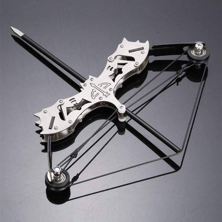 22 cm bow + 5 arrows + tools + target paper